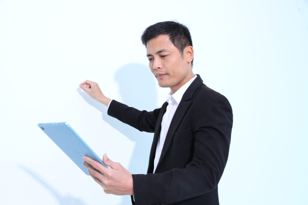 Học kèm theo yêu cầu